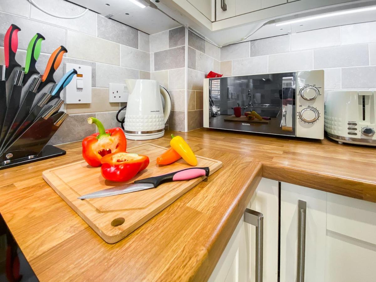 The Marlowe - Beautiful House In The Heart Of Canterbury With Free Parking المظهر الخارجي الصورة