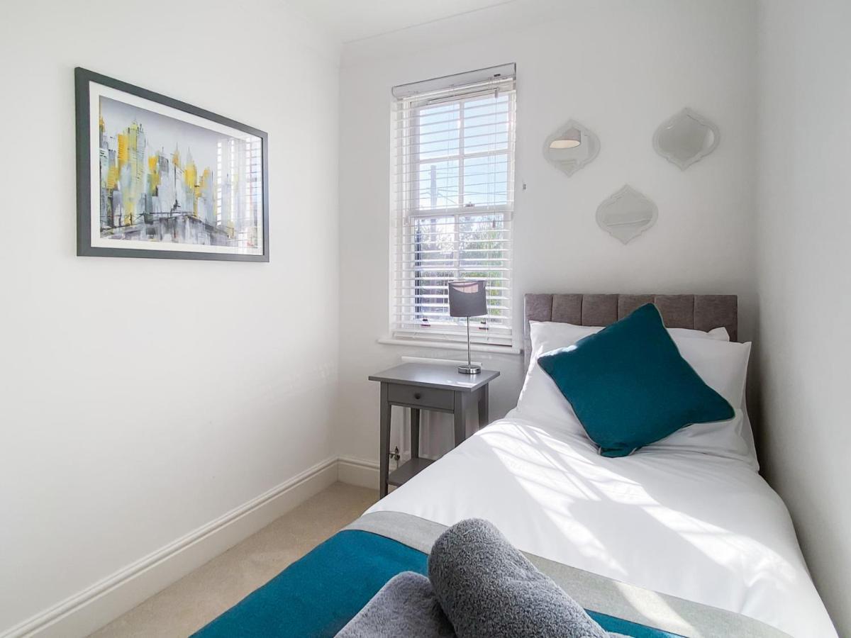 The Marlowe - Beautiful House In The Heart Of Canterbury With Free Parking المظهر الخارجي الصورة